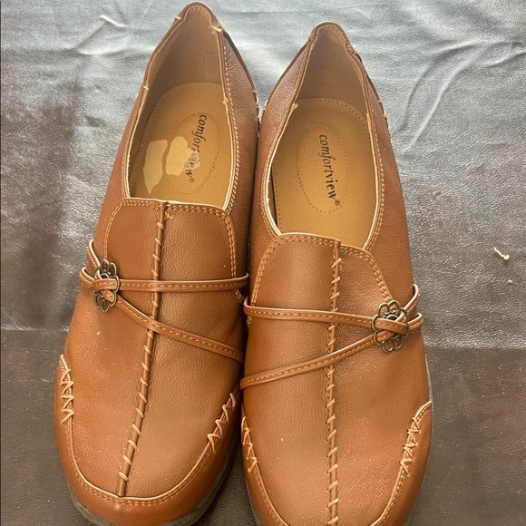 Comfortview Brown Loafers with Stitch and Buckle Detail - Picture 1 of 6